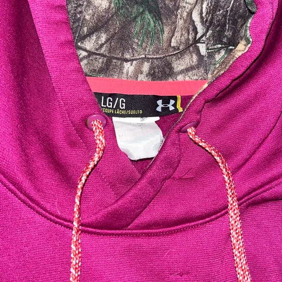 UA hoodie with camo accents - Picture 4 of 4